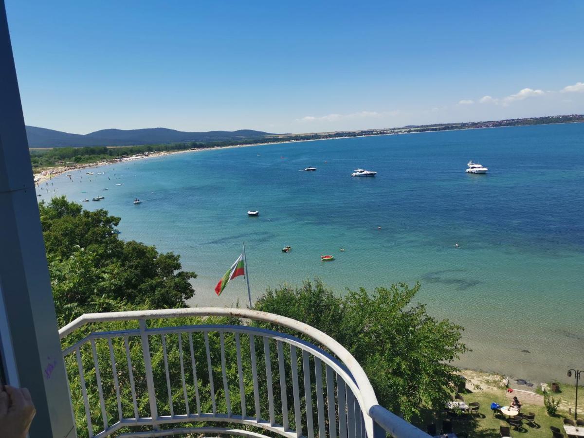 Hacienda Beach Apartment Mit Meerblick Sozopol Bagian luar foto